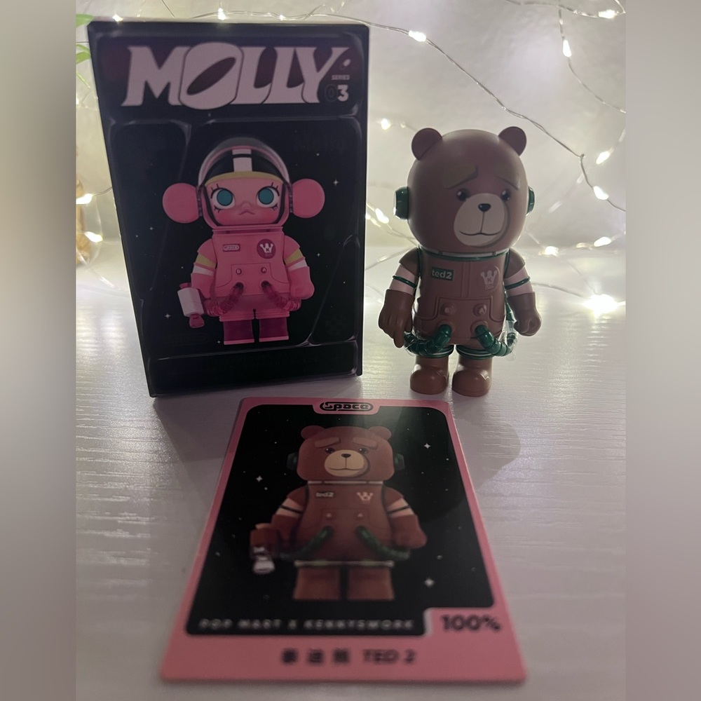 Space Molly 100% Series 3 - Ted 2